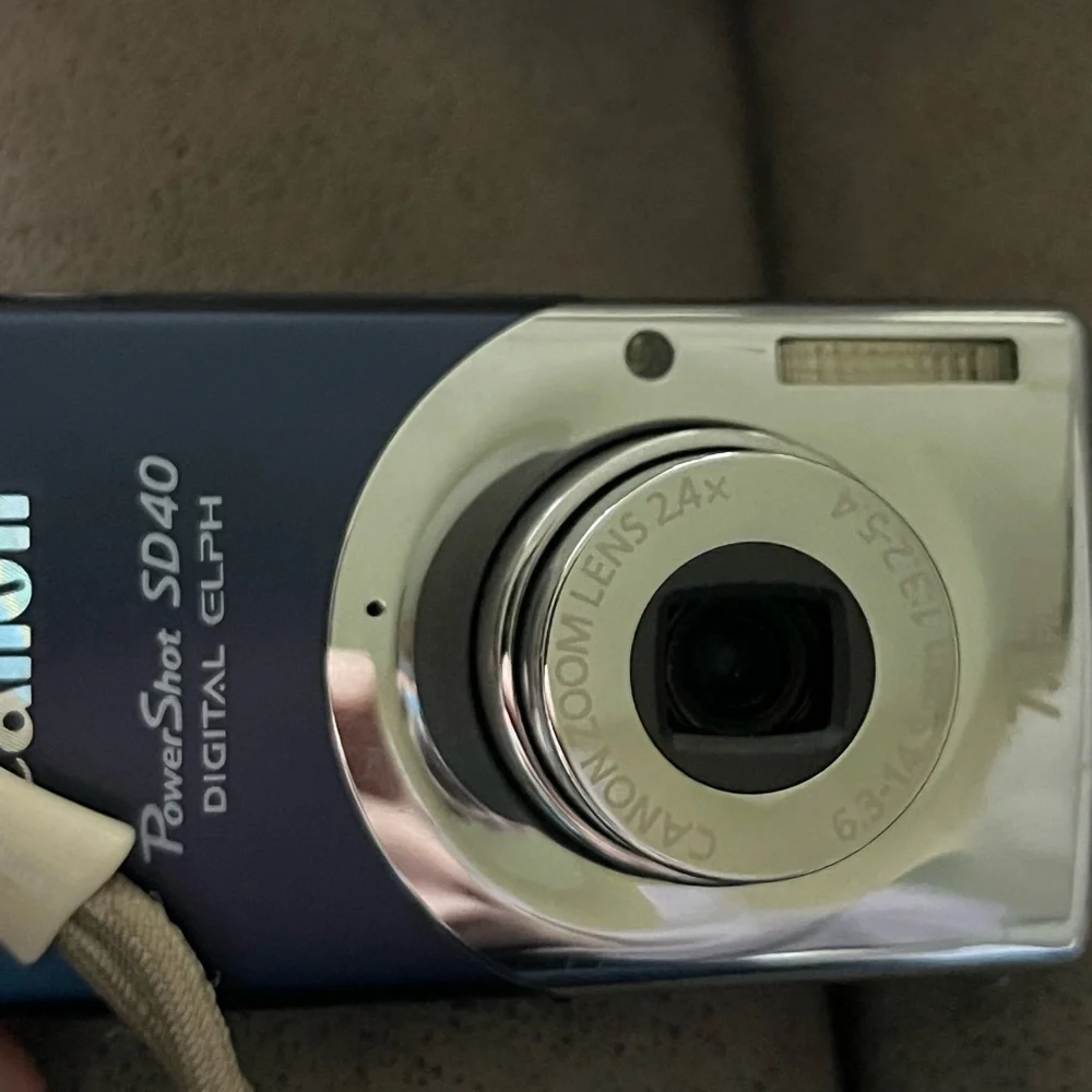 Canon PowerShot SD40 7.1MP Digital Elph blue Camera Lens Error For Parts